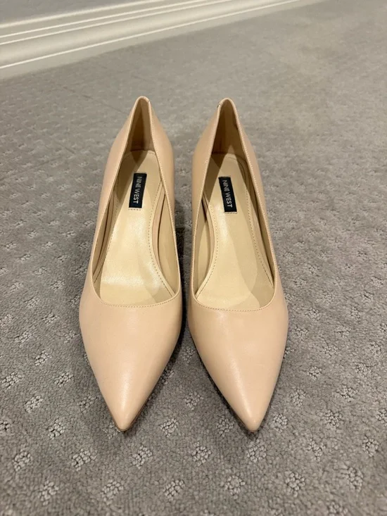 Nine West Women's Arlene Pointed-Toe Low Heel Pumps - Shade Blush Leather - Picture 2 of 7